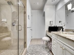 1010 Genter St 102, La Jolla CA 92037