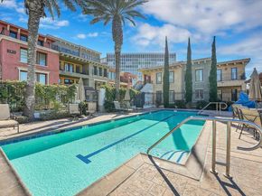 1010 Genter St 102, La Jolla CA 92037