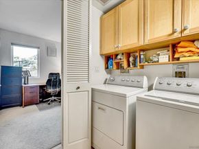 1010 Genter St 102, La Jolla CA 92037
