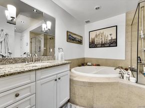 1010 Genter St 102, La Jolla CA 92037