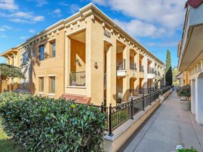 1010 Genter St 102, La Jolla CA 92037