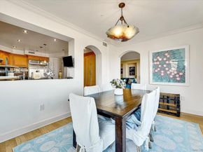 1010 Genter St 102, La Jolla CA 92037