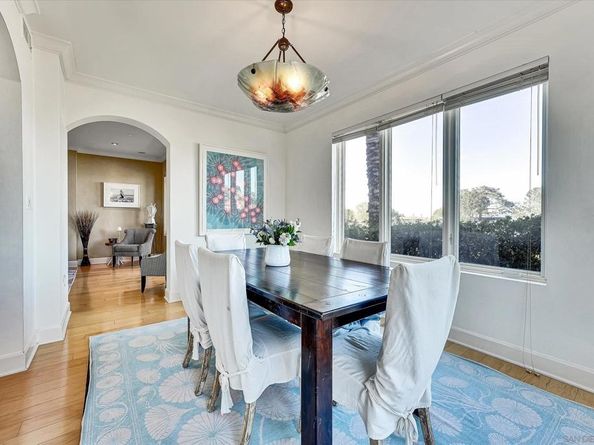 1010 Genter St 102, La Jolla CA 92037