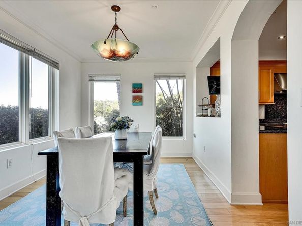 1010 Genter St 102, La Jolla CA 92037