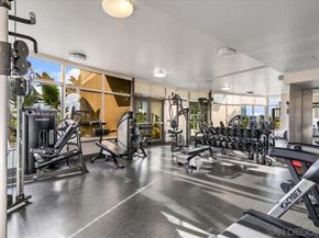 700 W E St 805, San Diego CA 92101