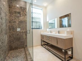 1640 Ludington Lane, La Jolla CA 92037