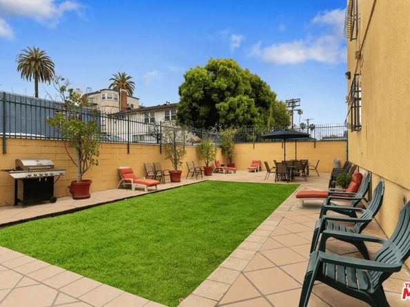 947 W 30th Street, Los Angeles CA 90007