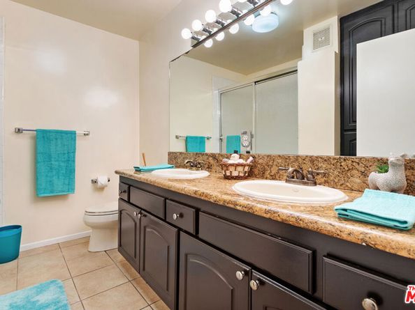 947 W 30th Street, Los Angeles CA 90007