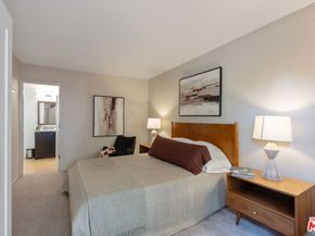 6201 Quebec Drive, Los Angeles CA 90068