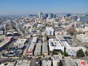 827 S Carondelet Street, Los Angeles CA 90057