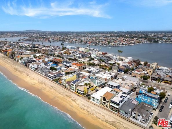 6601 E Seaside Walk, Long Beach CA 90803