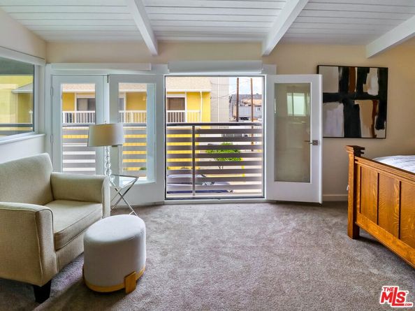 6601 E Seaside Walk, Long Beach CA 90803