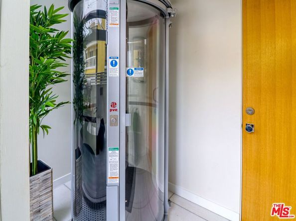 6601 E Seaside Walk, Long Beach CA 90803