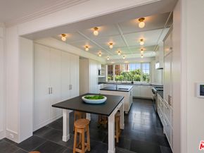 525 Spoleto Drive, Pacific Palisades CA 90272