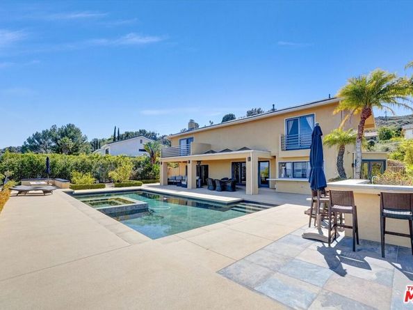 21749 Planewood Drive, Woodland Hills CA 91364