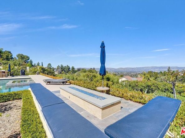 21749 Planewood Drive, Woodland Hills CA 91364