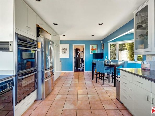 21749 Planewood Drive, Woodland Hills CA 91364