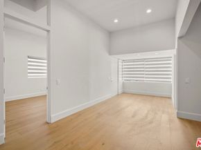 215 Windward Avenue, Venice CA 90291