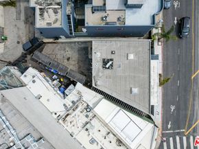 215 Windward Avenue, Venice CA 90291