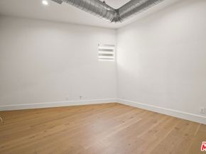 215 Windward Avenue, Venice CA 90291