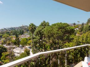 4411 Los Feliz Boulevard 702, Los Angeles CA 90027