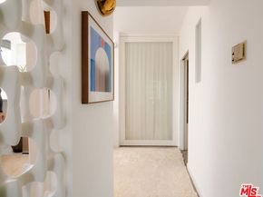 4411 Los Feliz Boulevard 702, Los Angeles CA 90027