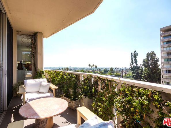 4411 Los Feliz Boulevard 702, Los Angeles CA 90027