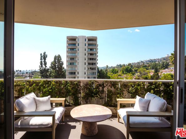 4411 Los Feliz Boulevard 702, Los Angeles CA 90027