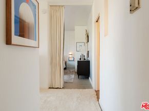 4411 Los Feliz Boulevard 702, Los Angeles CA 90027