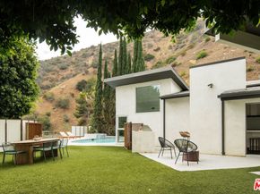 2257 Chelan Drive, Los Angeles CA 90068