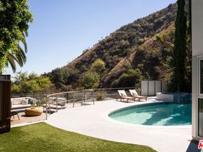 2257 Chelan Drive, Los Angeles CA 90068