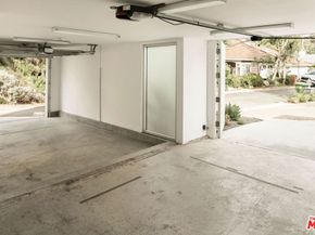 2257 Chelan Drive, Los Angeles CA 90068