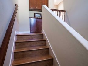 5700 Seawalk Drive 8, Los Angeles CA 90094