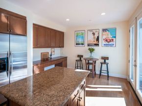 5700 Seawalk Drive 8, Los Angeles CA 90094