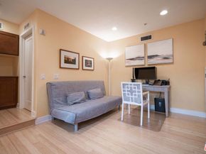 5700 Seawalk Drive 8, Los Angeles CA 90094