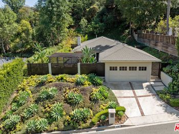 2206 Sunset Crest Drive