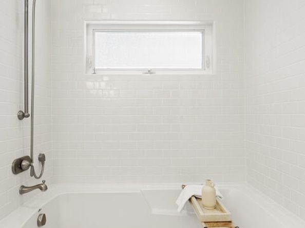 2206 Sunset Crest Drive, Los Angeles CA 90046