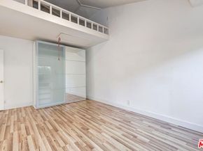 717 Coeur D Alene Avenue, Venice CA 90291