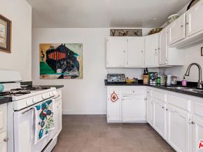 717 Coeur D Alene Avenue, Venice CA 90291