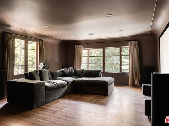 2177 Fern Dell Place, Los Angeles CA 90068