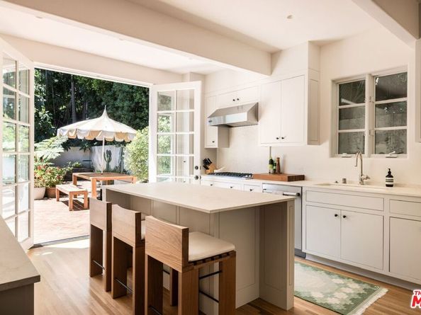 2177 Fern Dell Place, Los Angeles CA 90068