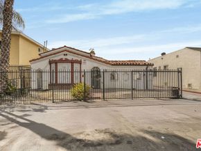 520 W 82nd Street, Los Angeles CA 90044