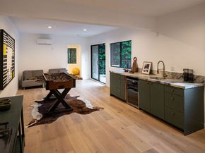 2247 Chelan Place, Los Angeles CA 90046