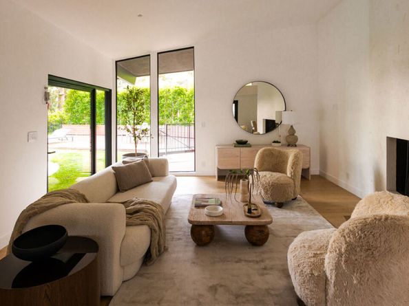 2247 Chelan Place, Los Angeles CA 90046