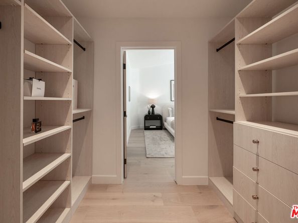 2247 Chelan Place, Los Angeles CA 90046