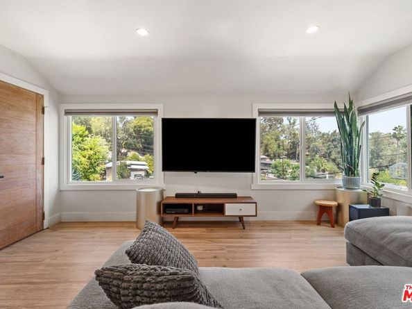 5810 Burwood Avenue, Los Angeles CA 90042