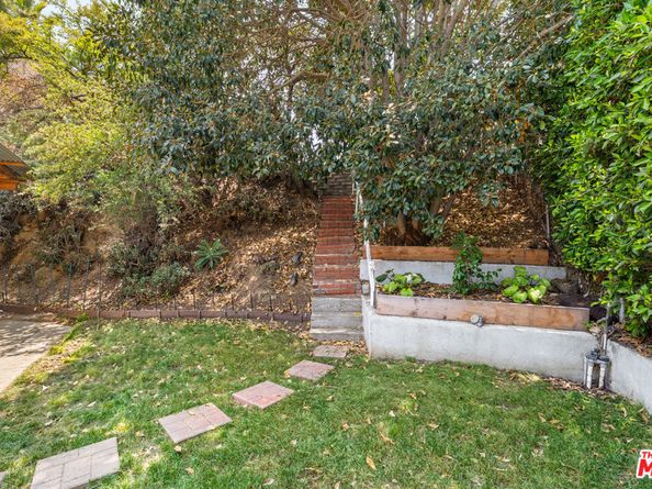 5810 Burwood Avenue, Los Angeles CA 90042