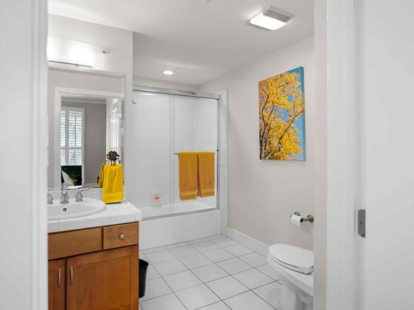 2240 S Beverly Glen Boulevard 103, Los Angeles CA 90064