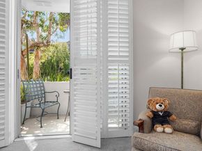 2240 S Beverly Glen Boulevard 103, Los Angeles CA 90064