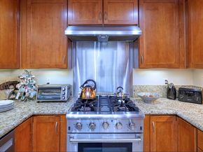 2240 S Beverly Glen Boulevard 103, Los Angeles CA 90064